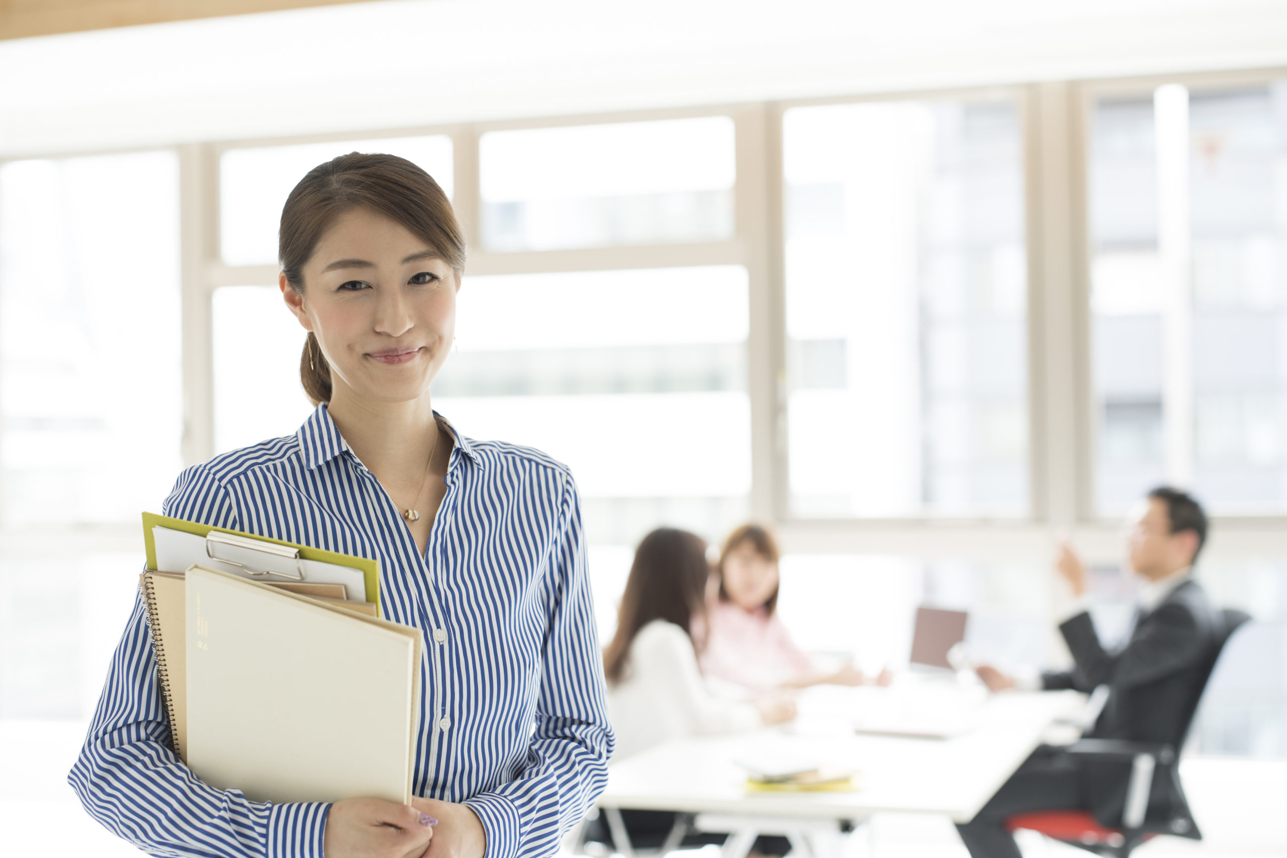 生保事務を辞めたい理由とは！難しい仕事内容できつい実態をまとめてみた！ ハッピージョブズ